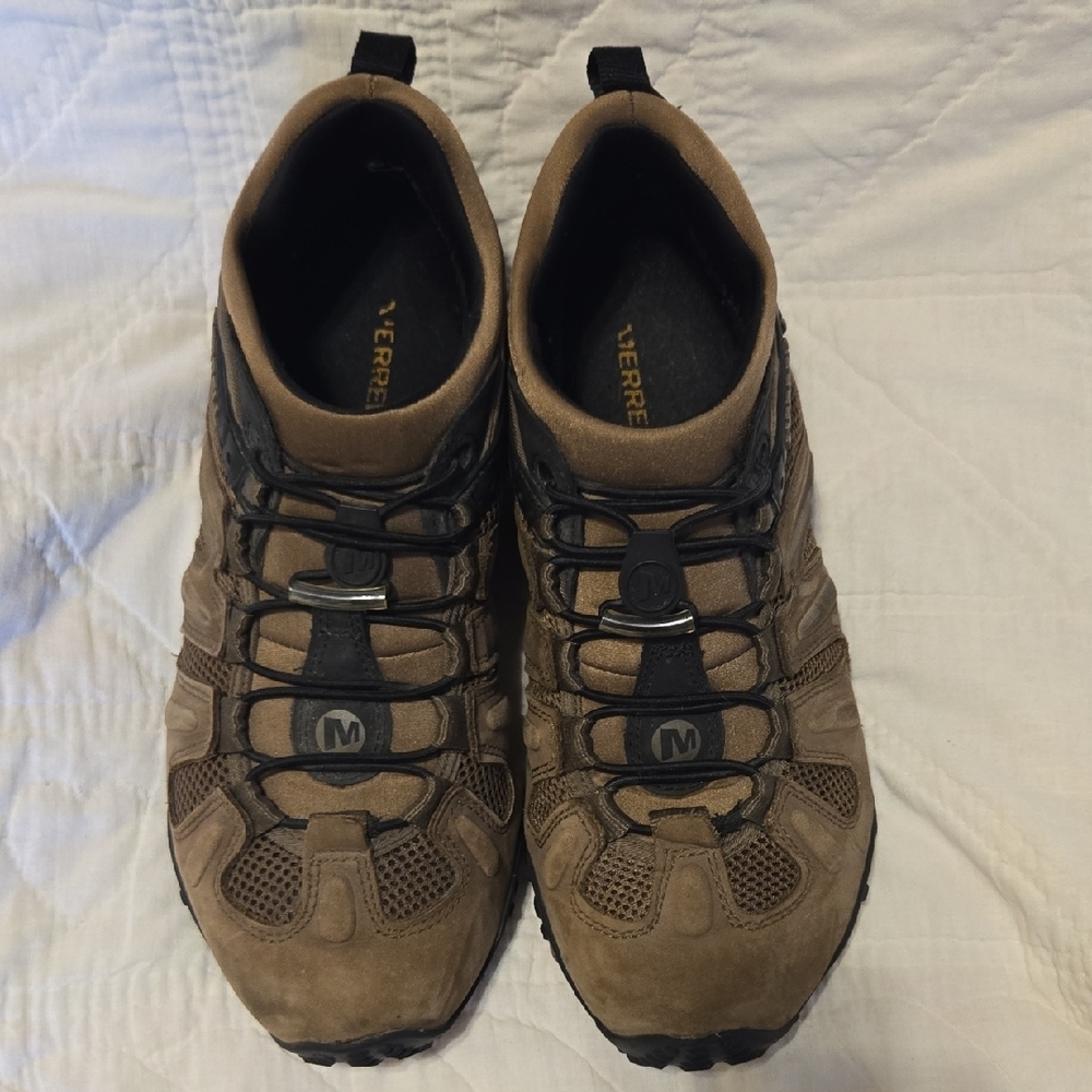 Men's Athletic Brown Trail Shoes - Picture 7 of 7